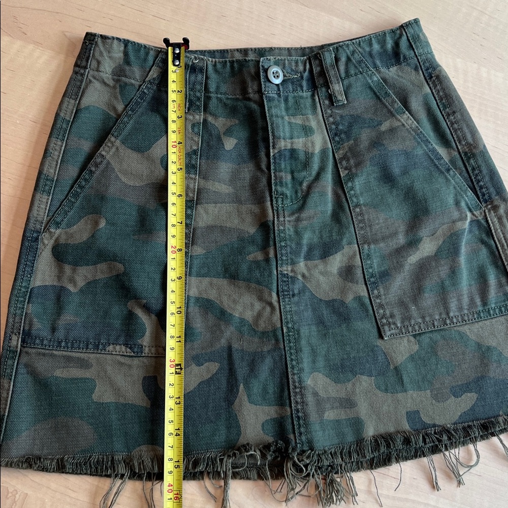 [BLANK NYC] Camouflage Denim Miniskirt - Picture 9 of 9